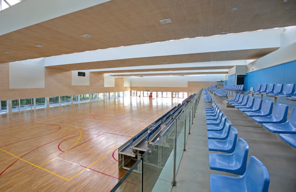 Gradas del Polideportivo Gornal